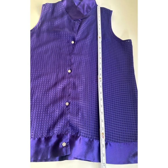 Victorias Secret Sheer Button Down Sleeveless Top - Picture 8 of 9